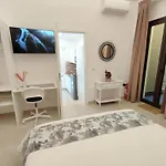 Tophouse Centro - Velvet *